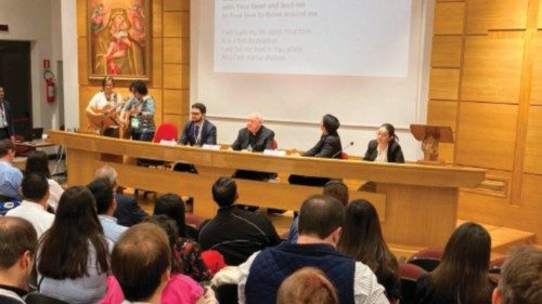Le nuove generazioni verso il Sinodo il Giubileo e la Gmg di Seoul QUO-116 Le nuove generazioni verso il Sinodo il Giubileo e la Gmg di Seoul QUO-116