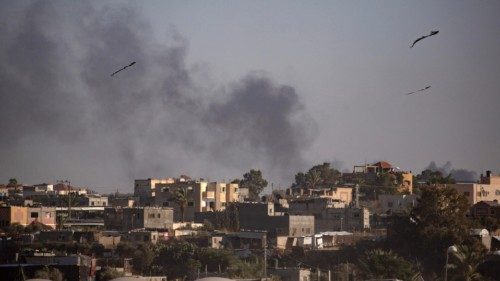 epa11367086 Smoke rises after an Israeli airstrike in Rafah, southern Gaza Strip, 24 May 2024. The ... epa11367086 Smoke rises after an Israeli airstrike in Rafah, southern Gaza Strip, 24 May 2024. The ...