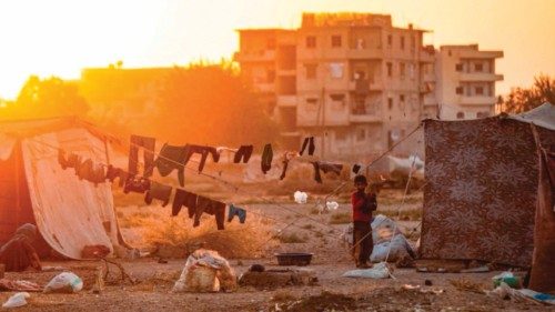 Esigenze umanitarie record nella Siria in guerra QUO-120 Esigenze umanitarie record nella Siria in guerra QUO-120