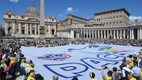 Con fantasia e passione al servizio della società QUO-127 Con fantasia e passione al servizio della società QUO-127