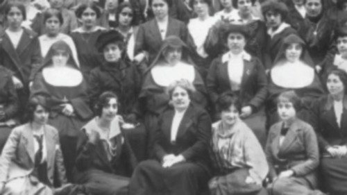  Viaggio nell’epistolario  di una religiosa a cavallo tra due secoli  QUO-128