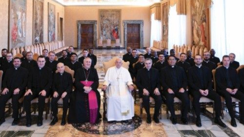  Favorire il dialogo e difendere  le vittime  di guerra   QUO-128