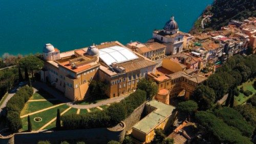 Villeggiare a Castel Gandolfo (tra il Sei e il Settecento) QUO-129 Villeggiare a Castel Gandolfo (tra il Sei e il Settecento) QUO-129