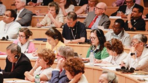  La sfida della sinodalità  QUO-131