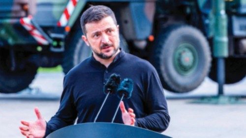 Ukrainian President Volodymyr Zelensky holds a press statement with German Defence Minister after a ... Ukrainian President Volodymyr Zelensky holds a press statement with German Defence Minister after a ...