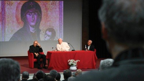  Preti e parrocchie accoglienti  QUO-133