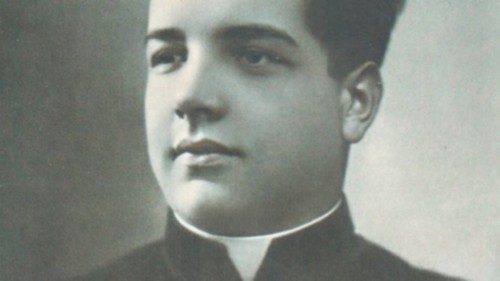 Ha compiuto fino in fondo la volontà divina nel servizio sacerdotale QUO-134 Ha compiuto fino in fondo la volontà divina nel servizio sacerdotale QUO-134