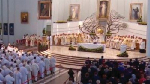  Un segno di consolazione  in un tempo ferito dalla guerra  QUO-135
