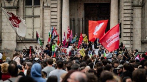 Protestors gather in the Terreaux square to demonstrate against the far-right after their success in ...