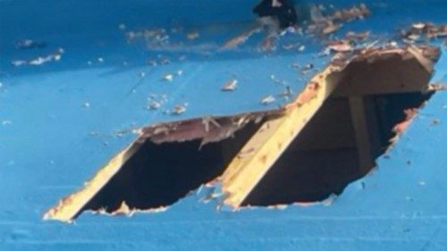 Dieci migranti morti su una barca soccorsa al largo di Lampedusa QUO-136 Dieci migranti morti su una barca soccorsa al largo di Lampedusa QUO-136