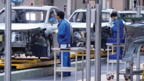 Ue e Cina: evitare i rischi di una guerra commerciale QUO-138 Ue e Cina: evitare i rischi di una guerra commerciale QUO-138