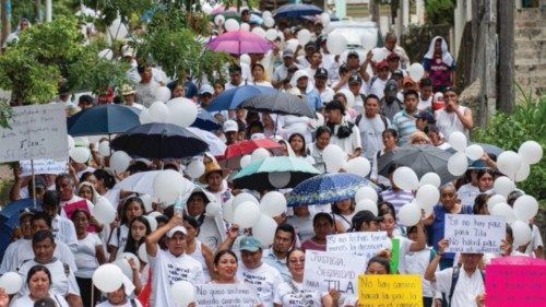 epa11424285 Displaced residents of the Tila community demonstrate to demand peace in their ... epa11424285 Displaced residents of the Tila community demonstrate to demand peace in their ...