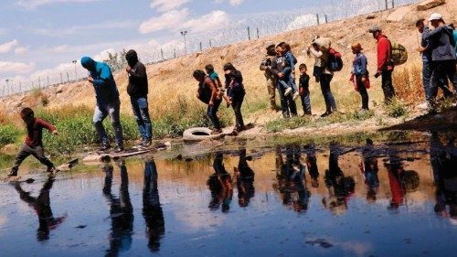 Tra dolore sofferenza e pericolo QUO-140 Tra dolore sofferenza e pericolo QUO-140