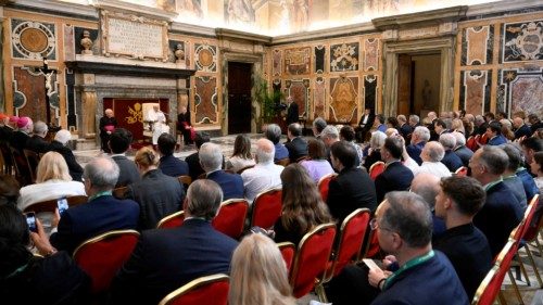 A beneficio dell’umanità e non del potere tecnologico QUO-141 A beneficio dell’umanità e non del potere tecnologico QUO-141