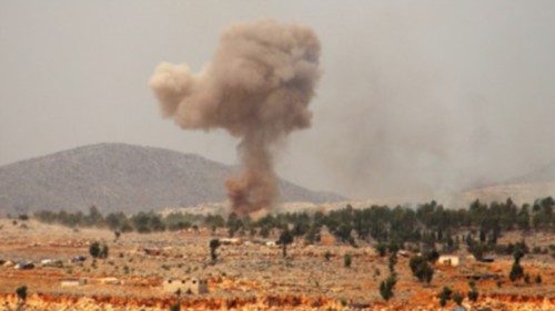 Tre morti in Siria in un attacco attribuito a Israele QUO-145 Tre morti in Siria in un attacco attribuito a Israele QUO-145