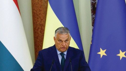 Dopo Kyiv il premier ungherese Orbán in visita a Mosca QUO-151 Dopo Kyiv il premier ungherese Orbán in visita a Mosca QUO-151