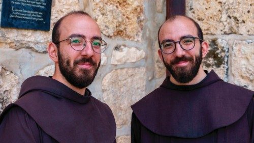 Gocce di speranza nella martoriata terra di Siria QUO-152 Gocce di speranza nella martoriata terra di Siria QUO-152