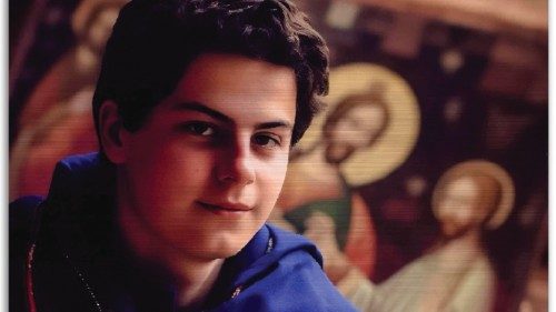  I giovani tedeschi accolgono  una reliquia del beato Carlo Acutis  QUO-162