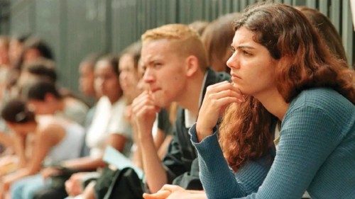 Valorizzare le nuove generazioni QUO-168 Valorizzare le nuove generazioni QUO-168
