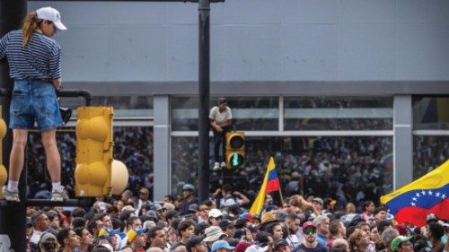 epa11510535 Citizens attend a demonstration in support of Venezuelan presidential candidate Edmundo ... epa11510535 Citizens attend a demonstration in support of Venezuelan presidential candidate Edmundo ...