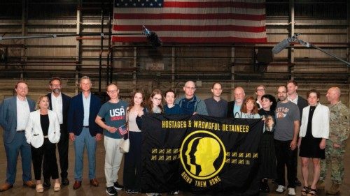 TOPSHOT - Former prisoners released by Russia, US journalist Evan Gershkovich (9thL), former US ... TOPSHOT - Former prisoners released by Russia, US journalist Evan Gershkovich (9thL), former US ...