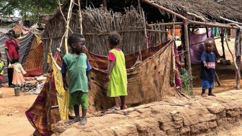 Sono i bambini i più colpiti dalla carestia in Darfur QUO-177 Sono i bambini i più colpiti dalla carestia in Darfur QUO-177