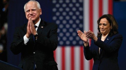 TOPSHOT - US Vice President and 2024 Democratic presidential candidate Kamala Harris and her running ... TOPSHOT - US Vice President and 2024 Democratic presidential candidate Kamala Harris and her running ...