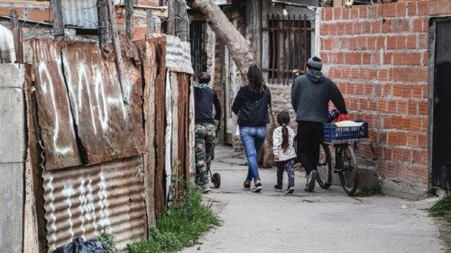  Fare dell’occupazione una priorità  QUO-181