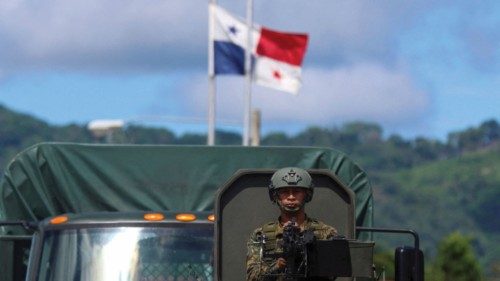 Al via il rimpatrio dei migranti da Panamá QUO-186 Al via il rimpatrio dei migranti da Panamá QUO-186