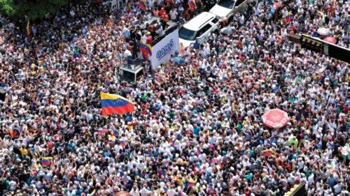 TOPSHOT - This aerial view shows thousands of people attending a protest called by the opposition ... TOPSHOT - This aerial view shows thousands of people attending a protest called by the opposition ...