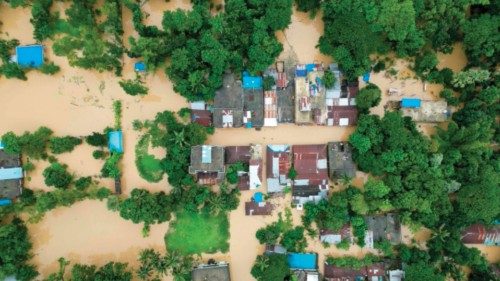 TOPSHOT - This aerial photograph shows deluged houses after floods in Feni on August 23, 2024. ... TOPSHOT - This aerial photograph shows deluged houses after floods in Feni on August 23, 2024. ...