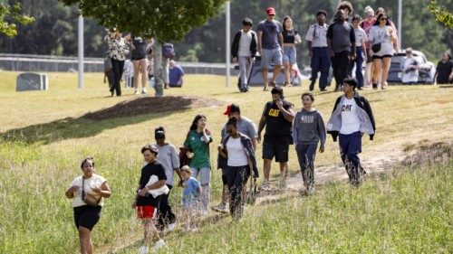 epaselect epa11585502 Parents and students leave the site of a shooting at Apalachee High School in ... epaselect epa11585502 Parents and students leave the site of a shooting at Apalachee High School in ...
