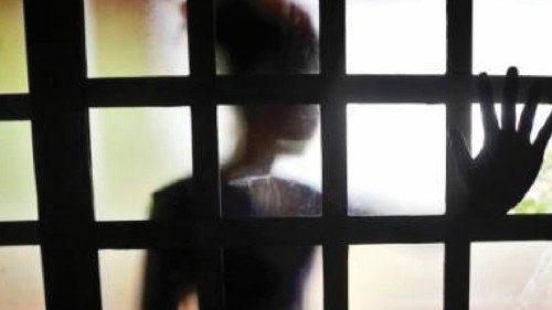 La falsa storia dell’invasione: così si alimenta il mercato degli uomini QUO-203 La falsa storia dell’invasione: così si alimenta il mercato degli uomini QUO-203