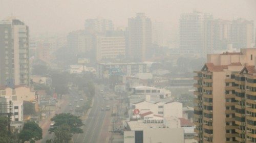 View of the city of Santa Cruz; Bolivia, mostly covered by smoke from forest fires in eastern ... View of the city of Santa Cruz; Bolivia, mostly covered by smoke from forest fires in eastern ...