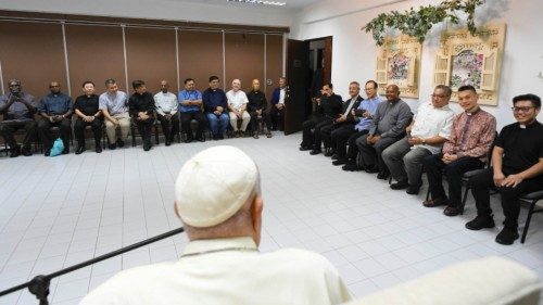Le sfide dei gesuiti in un luogo di frontiera QUO-205 Le sfide dei gesuiti in un luogo di frontiera QUO-205