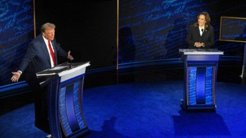 TOPSHOT - Former US President and Republican presidential candidate Donald Trump speaks during a ...