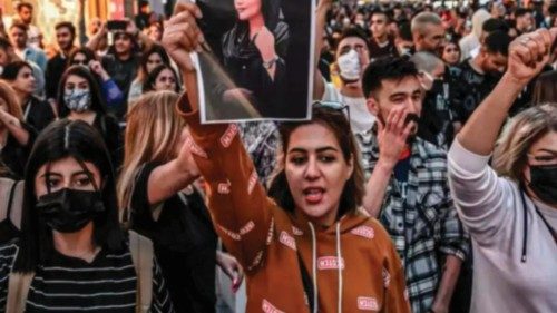In Iran aumentata la repressione contro le donne QUO-208 In Iran aumentata la repressione contro le donne QUO-208