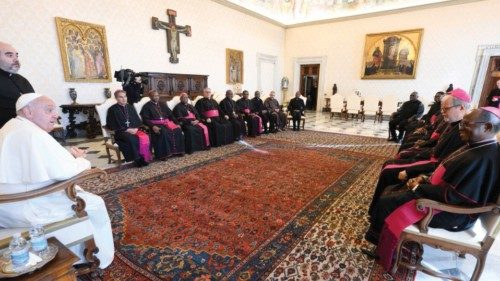 La visita «ad limina» dei vescovi del Mozambico QUO-216 La visita «ad limina» dei vescovi del Mozambico QUO-216