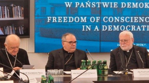 Democrazie in crisi se si riduce la tutela della libertà religiosa QUO-216 Democrazie in crisi se si riduce la tutela della libertà religiosa QUO-216