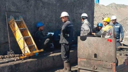 epa11622577 A handout photo made available by the Iranian Interior Ministry shows Iranian coal ... epa11622577 A handout photo made available by the Iranian Interior Ministry shows Iranian coal ...