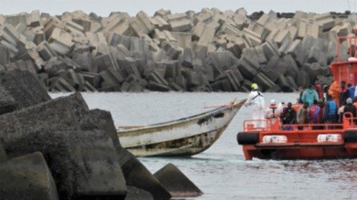 epa11608605 Rescued migrants arrive to La Restinga port, in El Hierro, Canary island, Spain, 16 ...