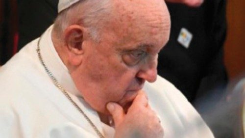 La vicinanza del Papa alle vittime di abusi QUO-220 La vicinanza del Papa alle vittime di abusi QUO-220