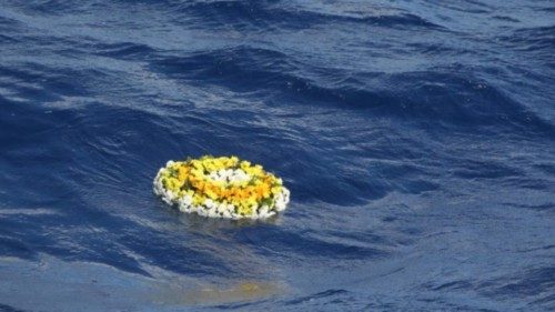 11 anni fa la tragedia di Lampedusa QUO-224 11 anni fa la tragedia di Lampedusa QUO-224