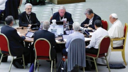 Pope Francis (R) leads the 16th Ordinary General Assembly of the Synod of Bishops in the Paul VI ... Pope Francis (R) leads the 16th Ordinary General Assembly of the Synod of Bishops in the Paul VI ...