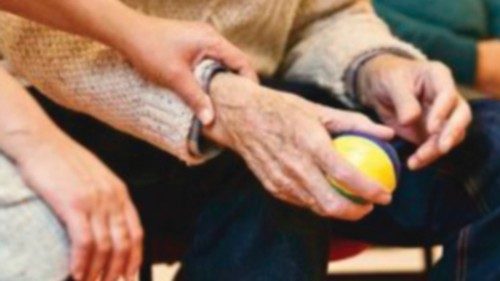 Va sviluppata una pastorale organica della terza età QUO-234 Va sviluppata una pastorale organica della terza età QUO-234