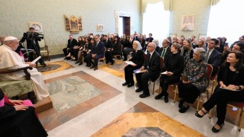 Solidarietà e generoso interesse per gli altri in un’epoca di cambiamenti QUO-255 Solidarietà e generoso interesse per gli altri in un’epoca di cambiamenti QUO-255