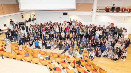  Giovani imprenditori impegnati  per un futuro  di inclusione   QUO-259
