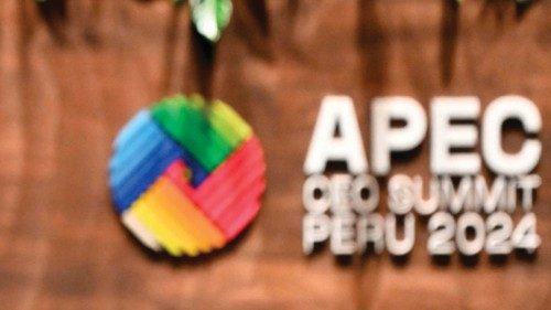 Thailand's Prime Minister Paetongtarn Shinawatra speaks during the APEC CEO Summit at the Convention ... Thailand's Prime Minister Paetongtarn Shinawatra speaks during the APEC CEO Summit at the Convention ...