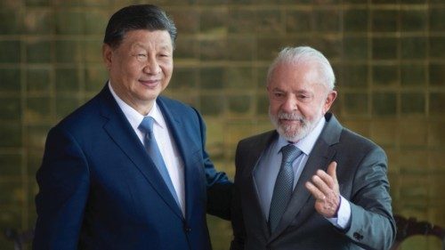 epa11731585 Brazilian President Luiz Inacio Lula da Silva (R) and Chinese President Xi Jinping (L) ... epa11731585 Brazilian President Luiz Inacio Lula da Silva (R) and Chinese President Xi Jinping (L) ...