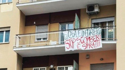 Una moratoria per evitare gli sfratti durante il Giubileo QUO-265 Una moratoria per evitare gli sfratti durante il Giubileo QUO-265